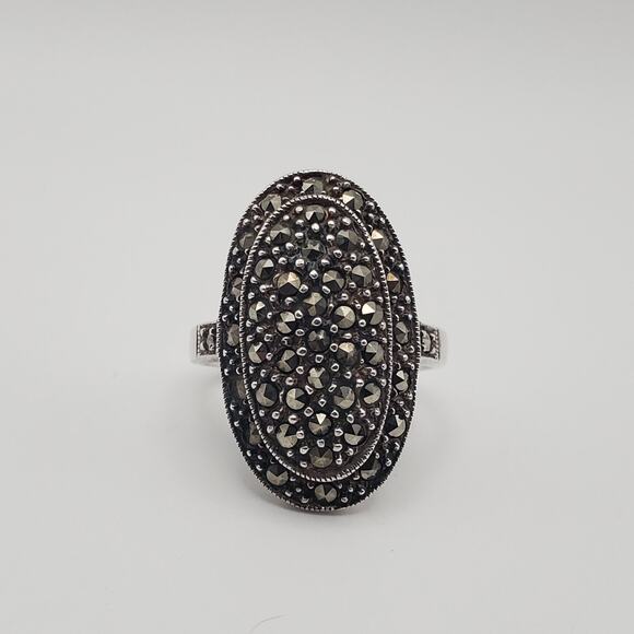 Beautiful Modern 925 Sterling Silver Sparkly Marcasite Ring size 7.5 - Picture 4 of 12